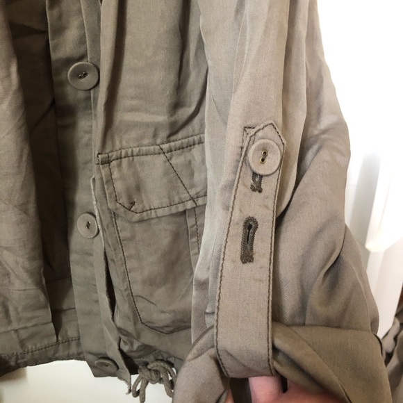 Green jacket - Picture 3 of 4